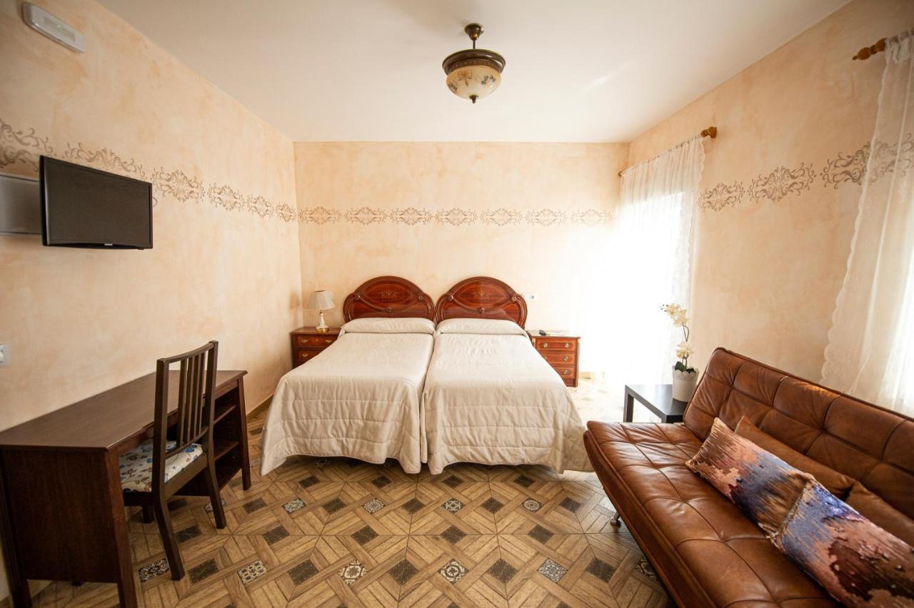 Hostal Paquita Madrid Exterior photo