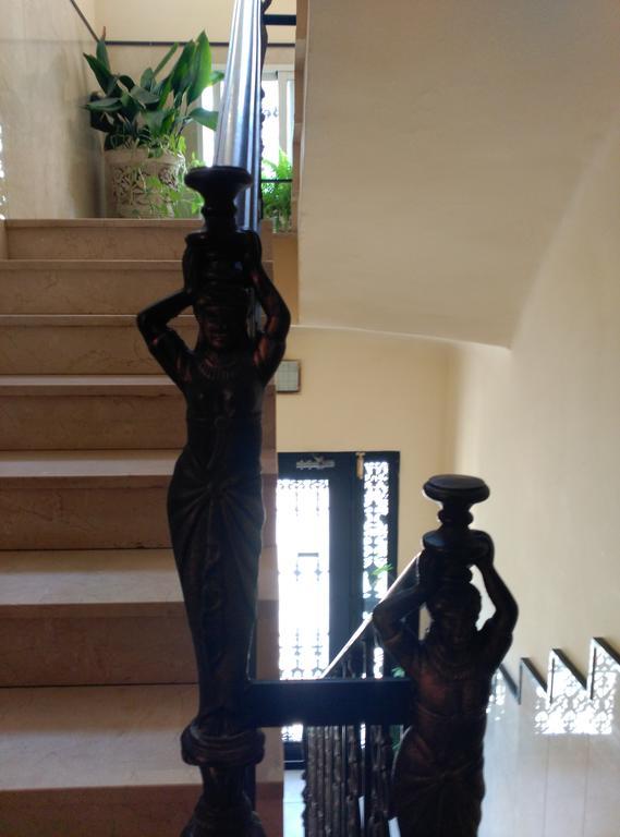 Hostal Paquita Madrid Exterior photo