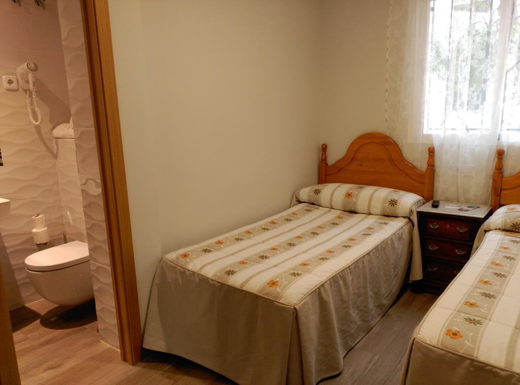 Hostal Paquita Madrid Exterior photo