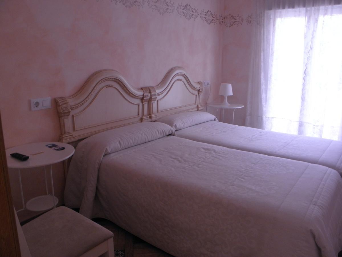Hostal Paquita Madrid Exterior photo
